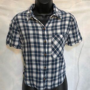 10 / $10 Forever 21 blue plaid button down shirt